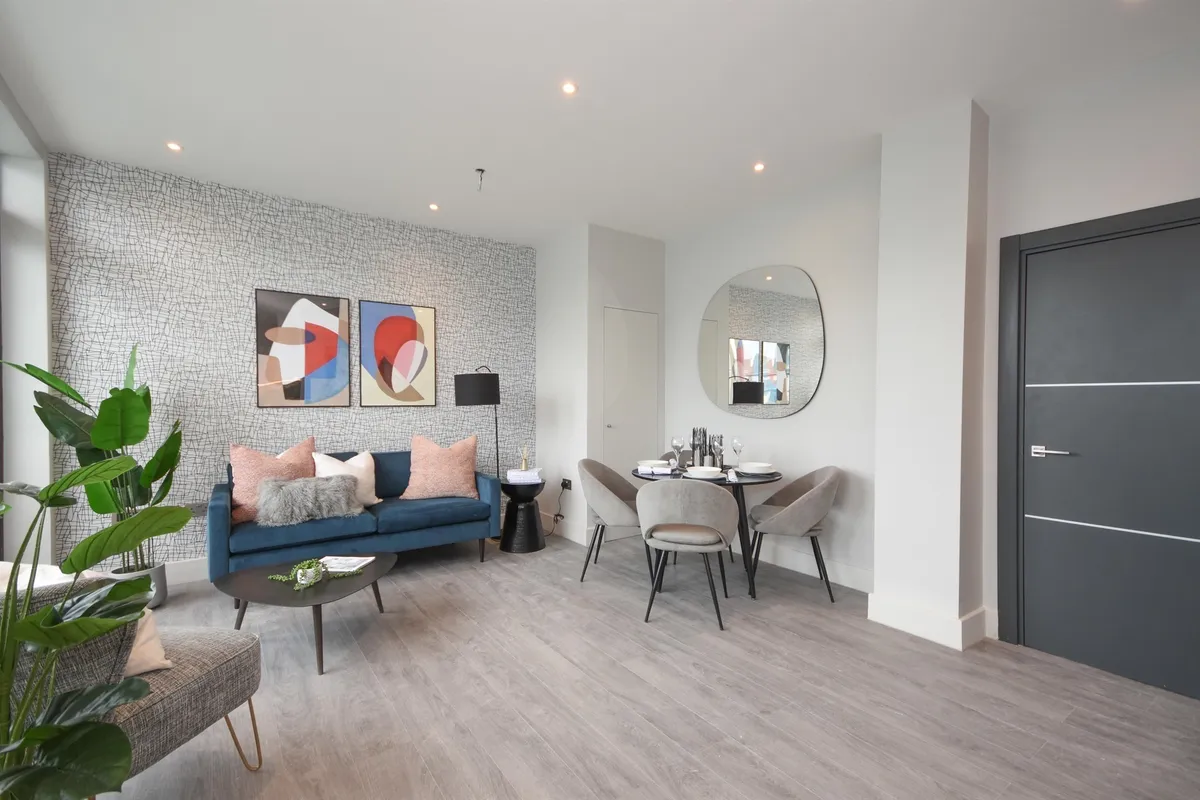 Flat Rainsford Road in Chelmsford