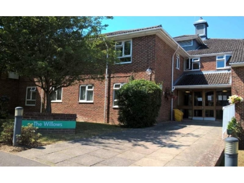 Flat Collier Way in Guildford