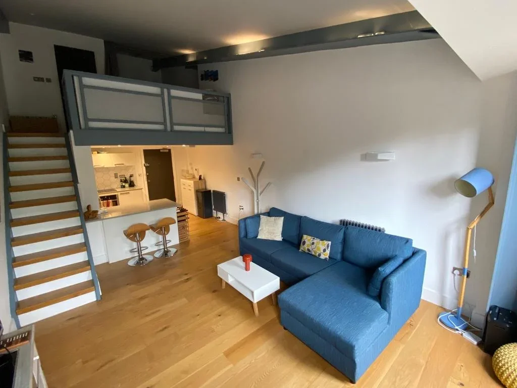 Flat Wilmer Place in Greater London