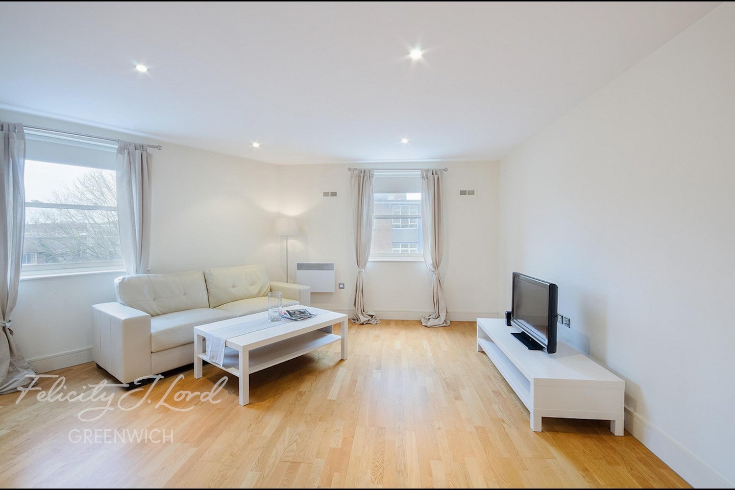 Flat Ashburnham Place in Greater London