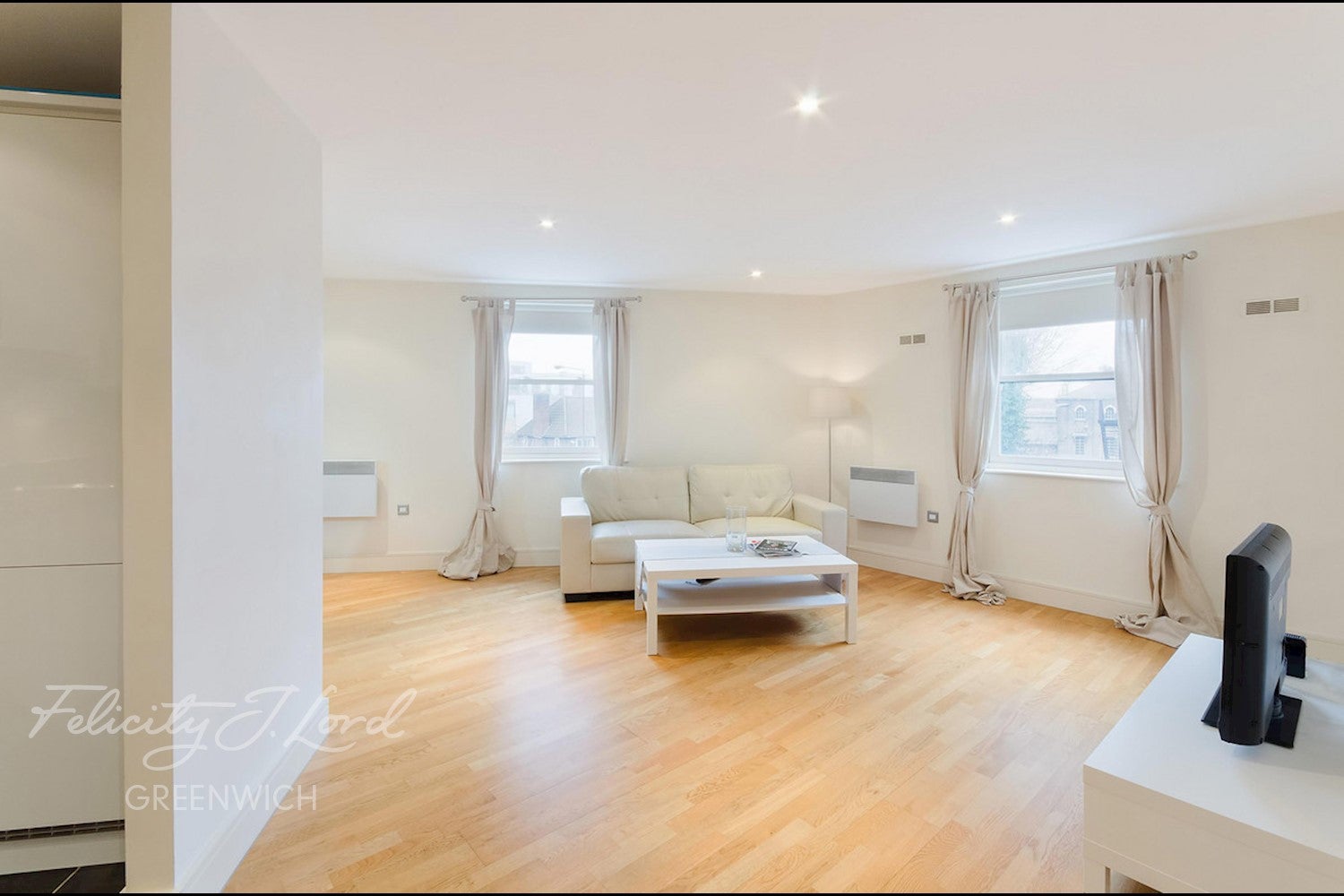 Flat Ashburnham Place in Greater London