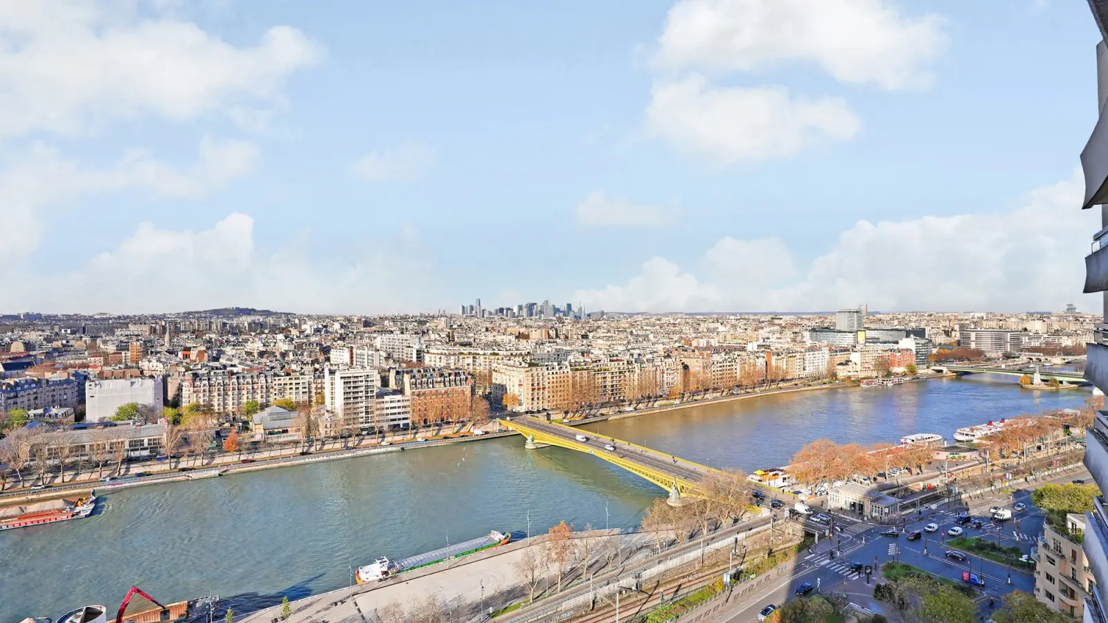 Appartement Quai André Citroën à Paris