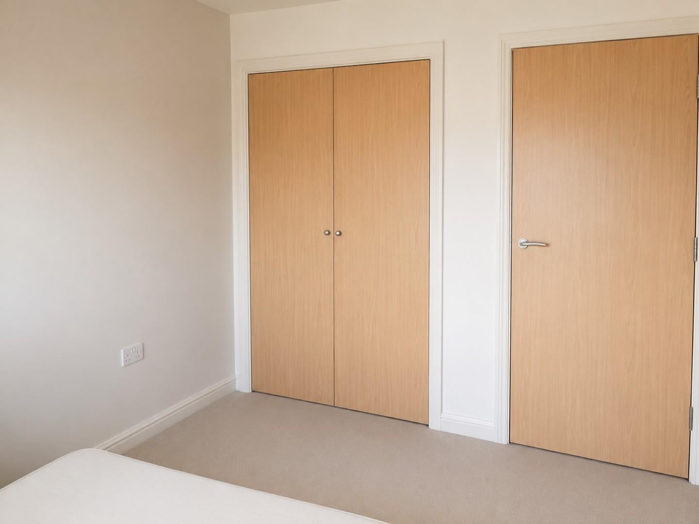 Flat Ottawa Court in Broxbourne