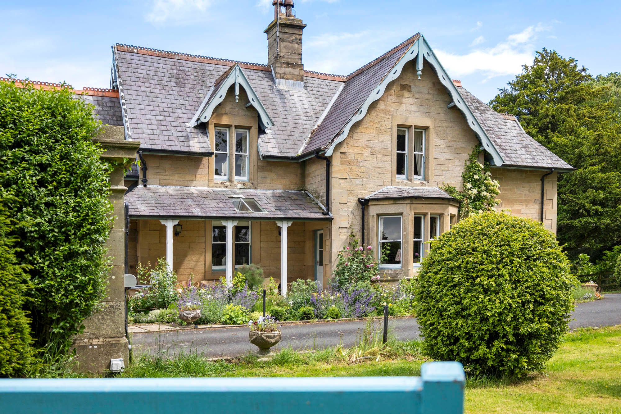 House Wootton Lodge in Wootton Bridge