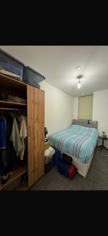 Room Ross Way in Greater London