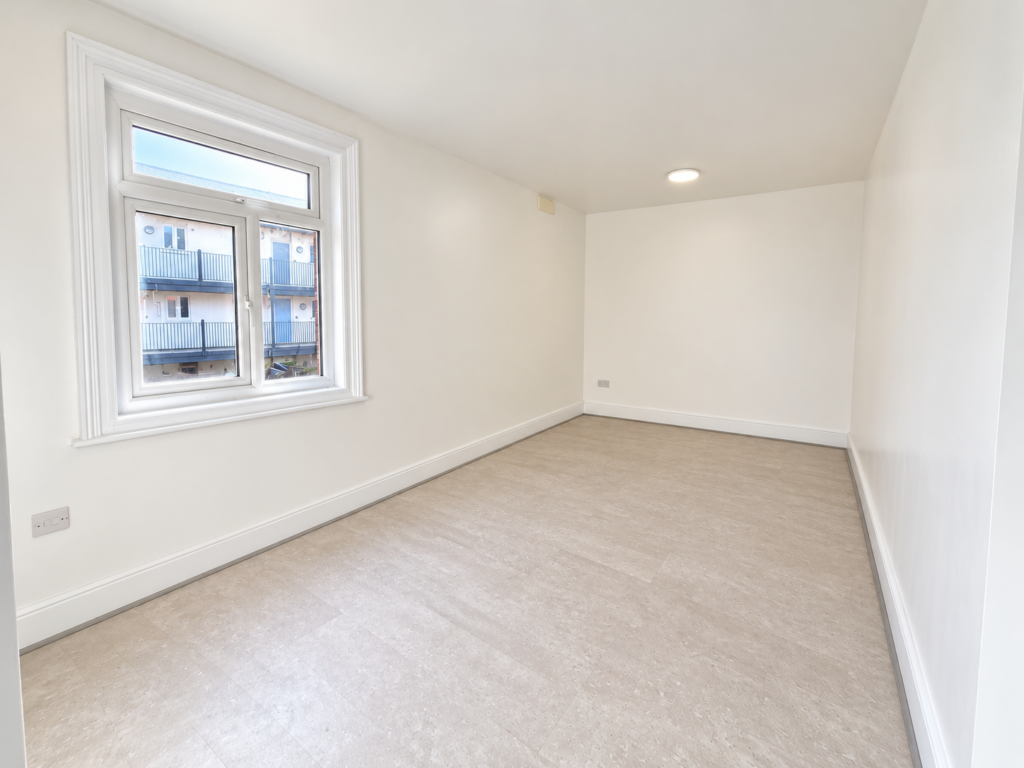 Flat Knighton Fields Road West in Leicester