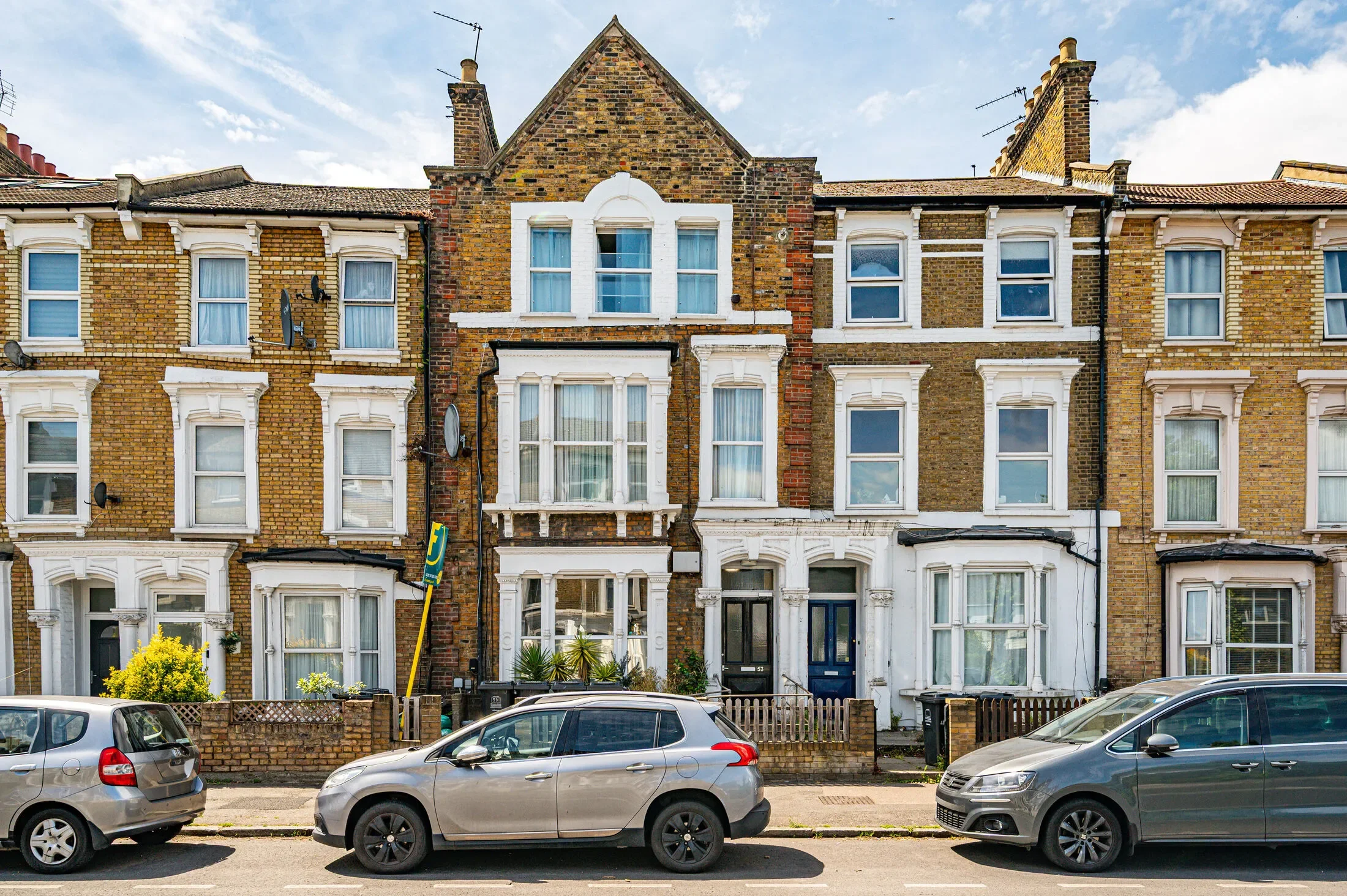 Flat Darville Road in Greater London
