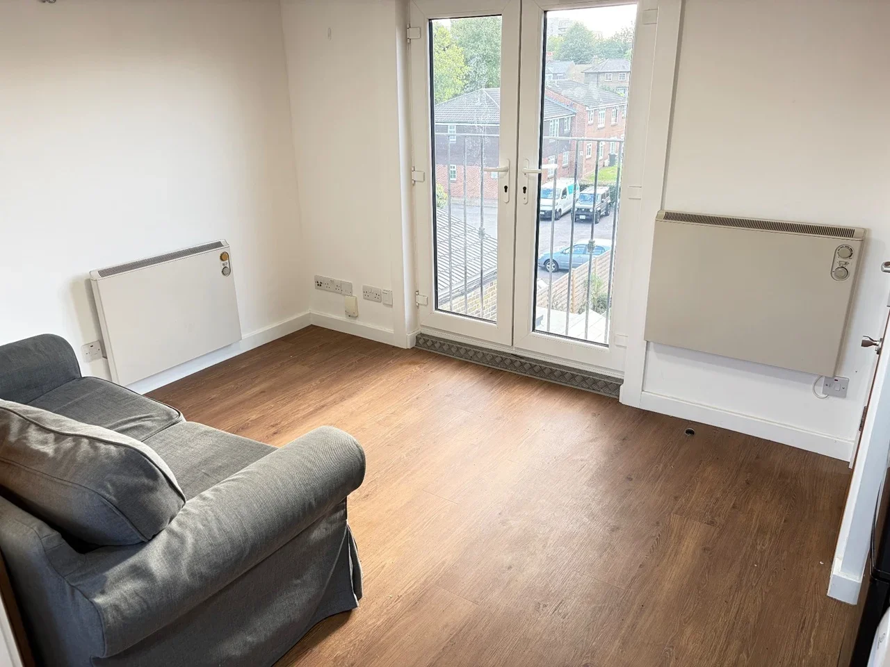 Flat Winchester Street in Greater London