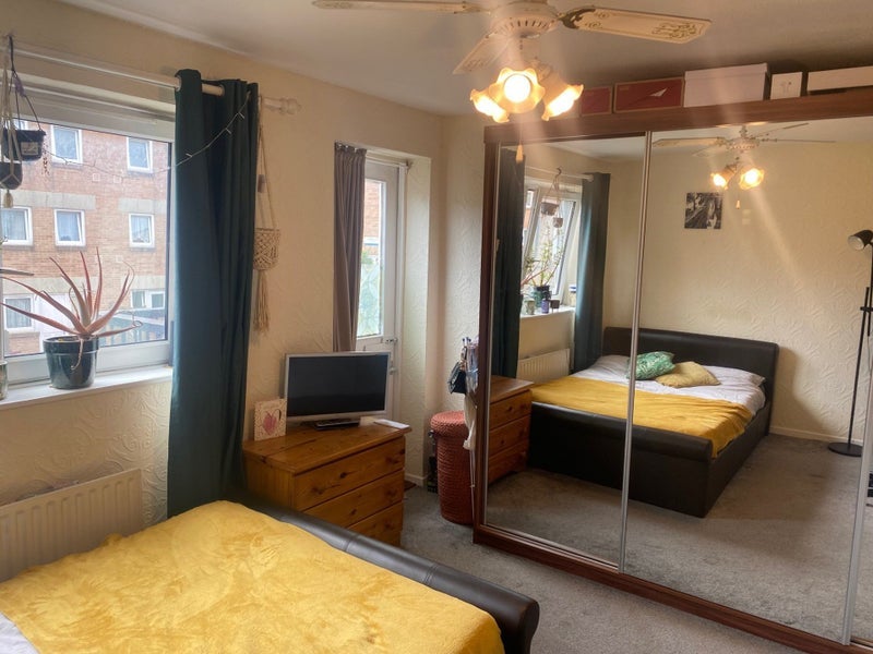 Room Hemp Walk in Greater London