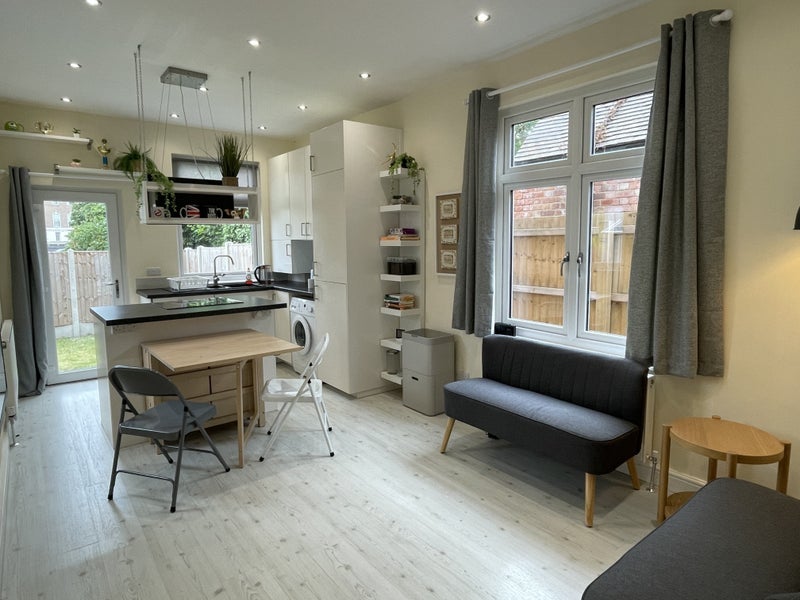 Room Sandringham Avenue in Nottingham