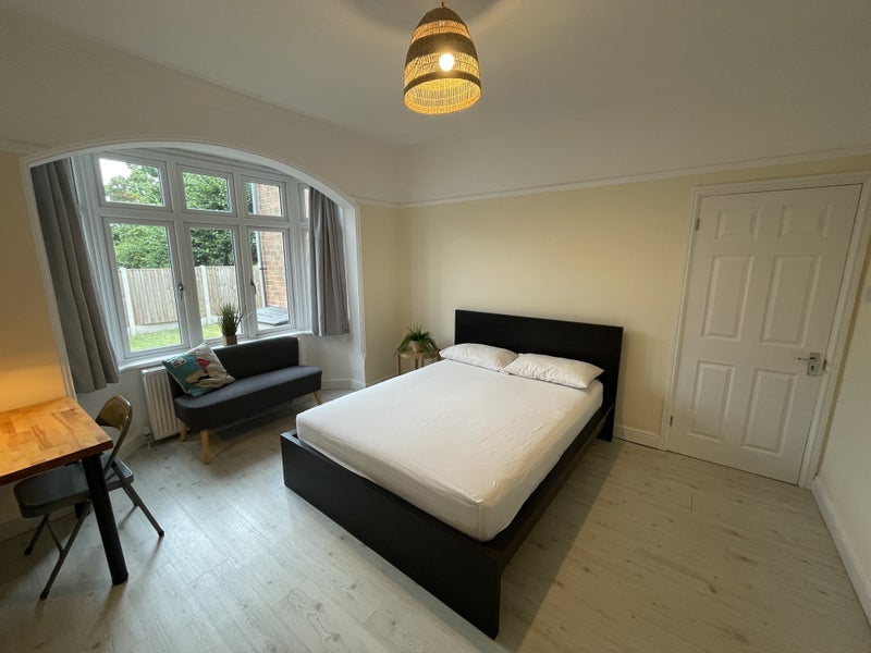 Room Sandringham Avenue in Nottingham