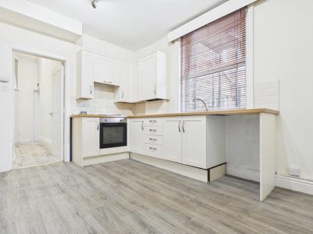 Flat Hyde Park Road in Harrogate