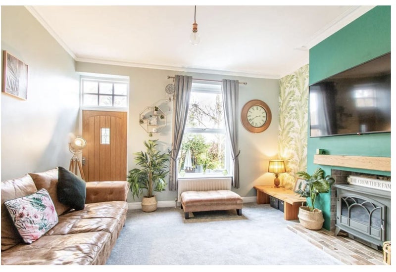 Room Crawshaw Close in Leeds