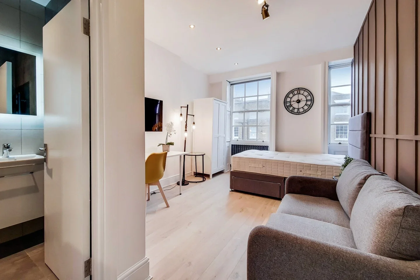 Flat Gloucester Place in City of Westminster