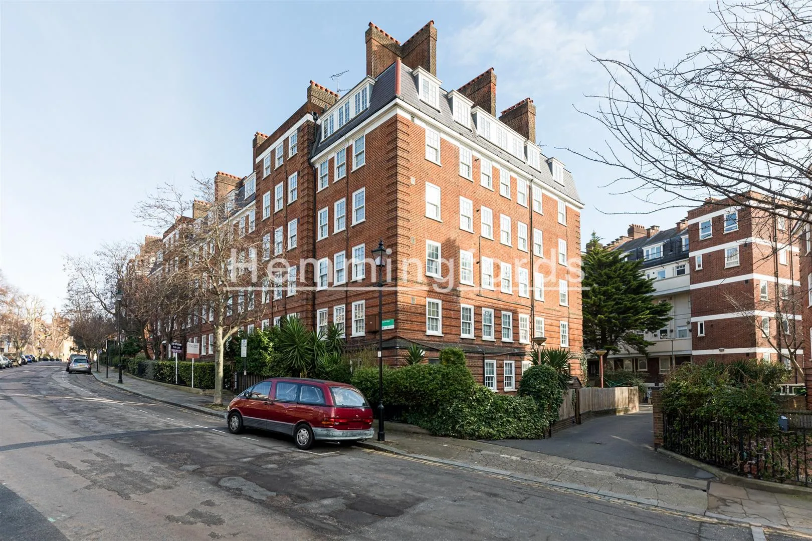 Flat Lloyd Baker Street in Greater London