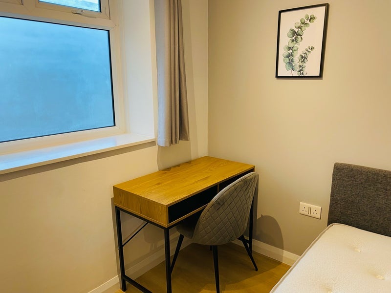 Room Albion Street in Greater London