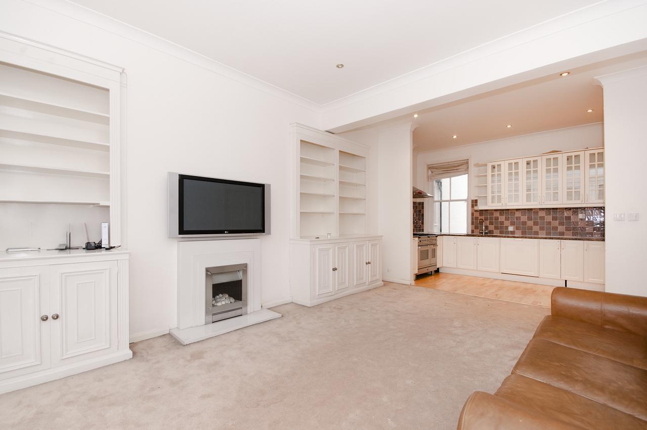 Flat Grantully Road in City of Westminster