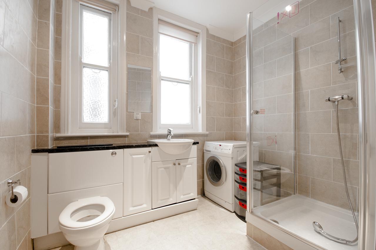 Flat Grantully Road in City of Westminster