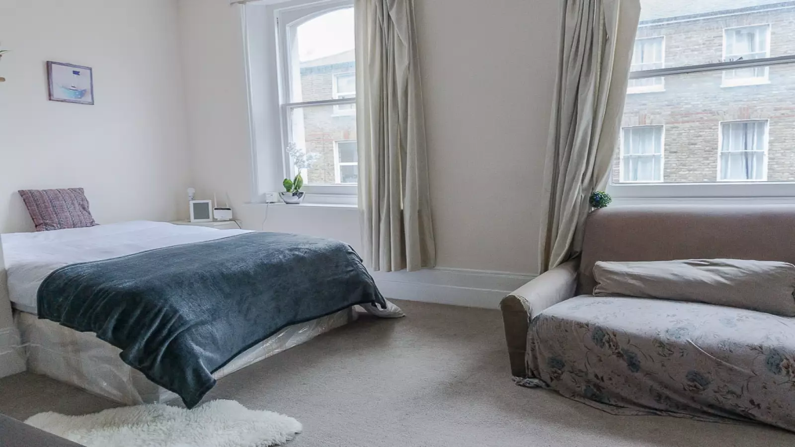 Flat 1st Avenue in Greater London