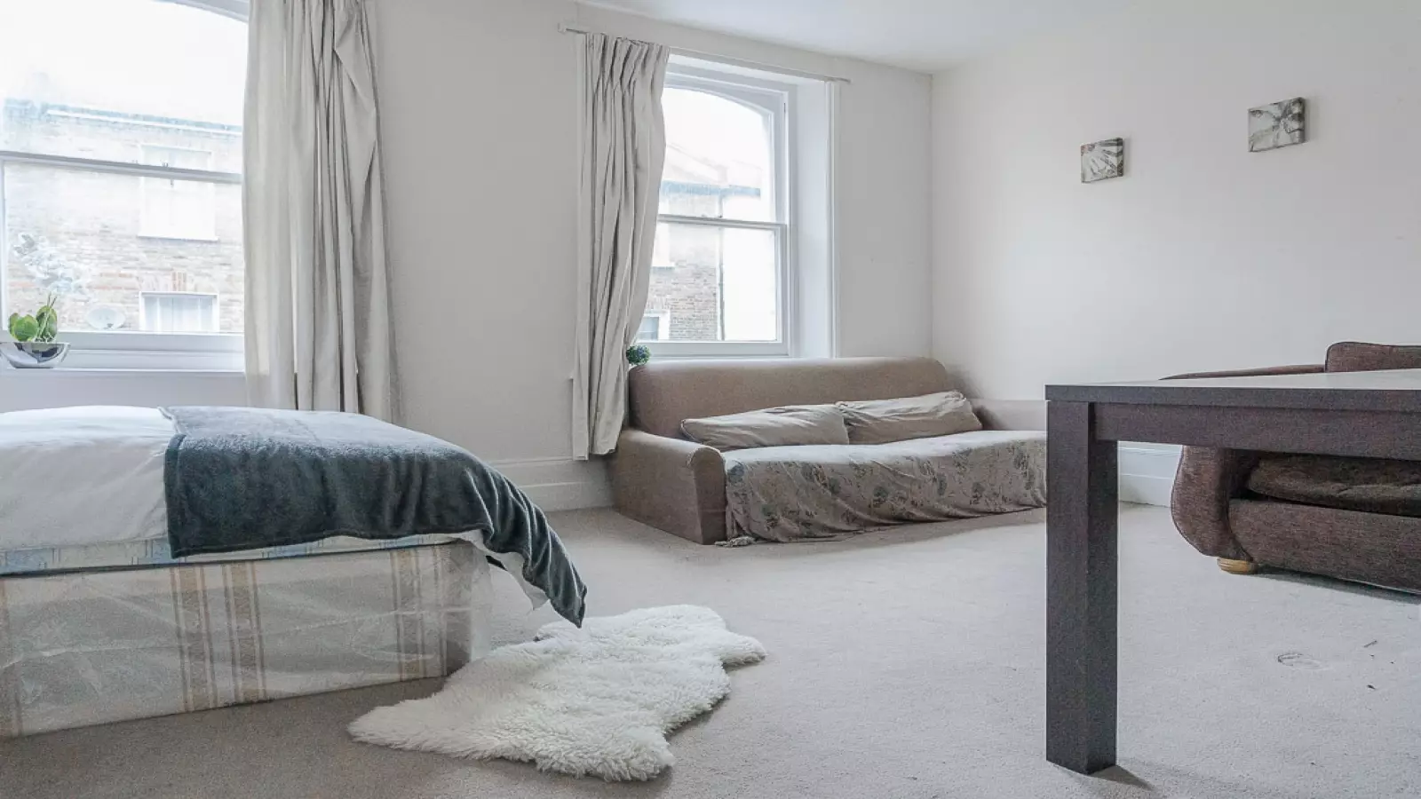 Flat 1st Avenue in Greater London