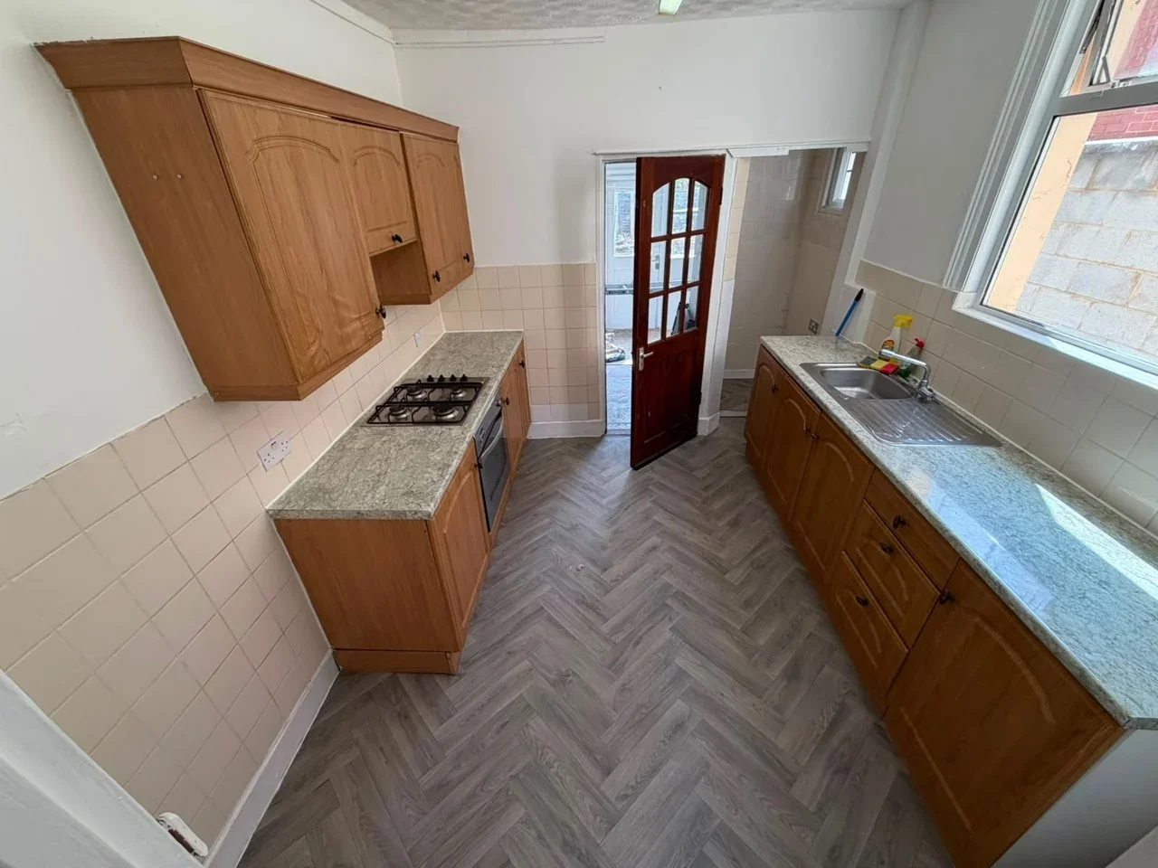 Room Beechfield Road in Greater London
