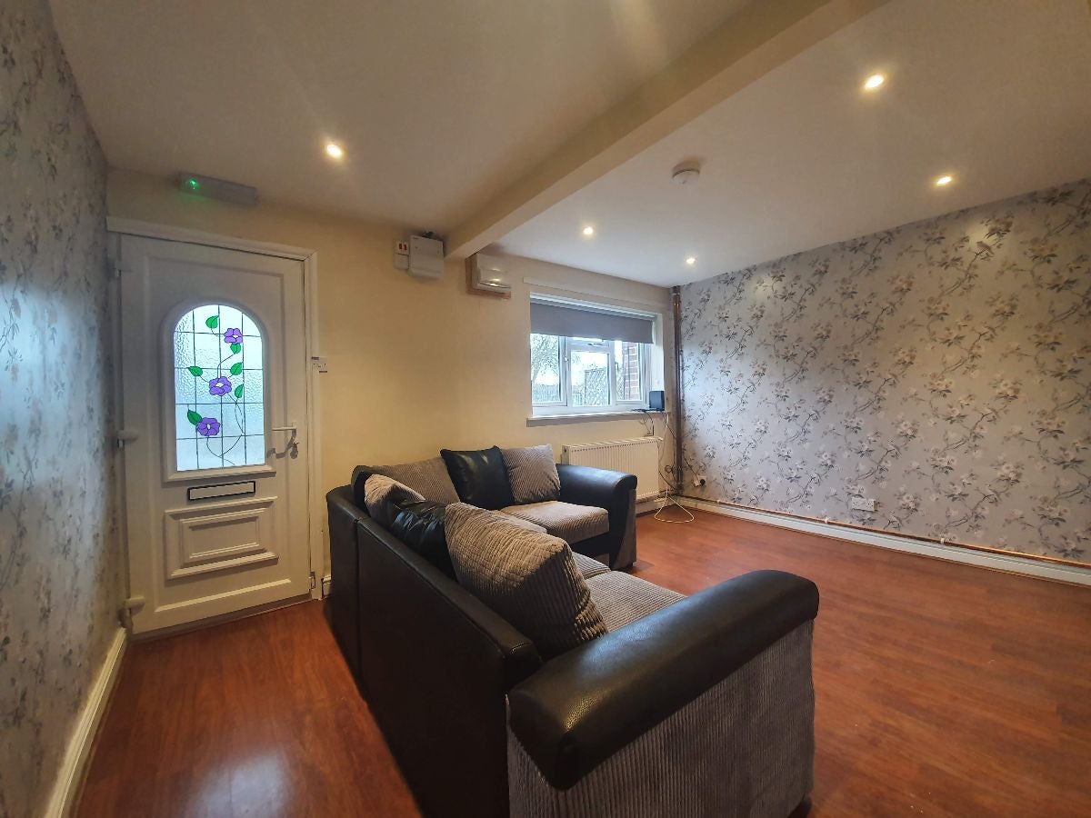 Room Whernside Way in Duston