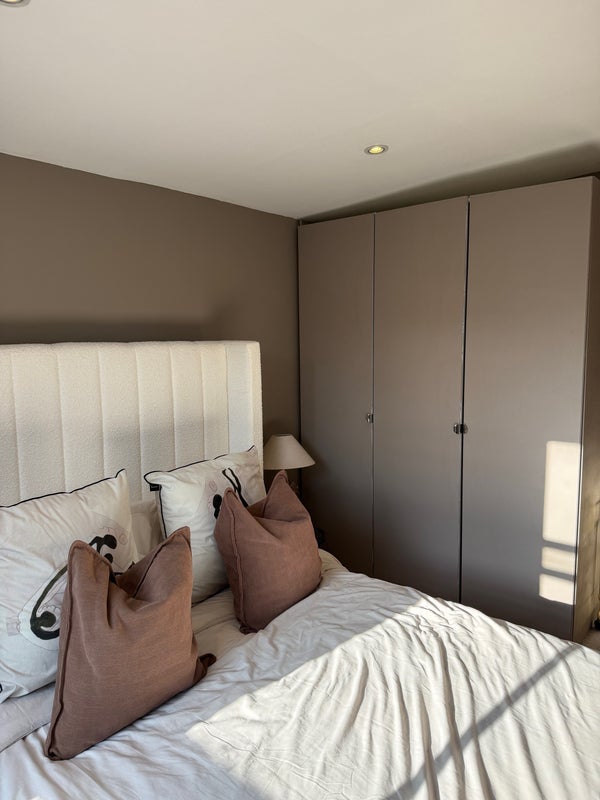 Room Latchmere Road in Greater London