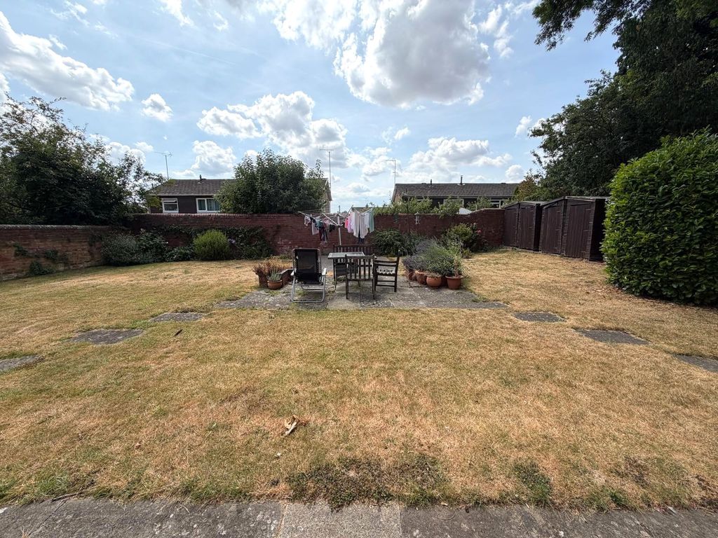 Flat Bodenham Road in Hereford