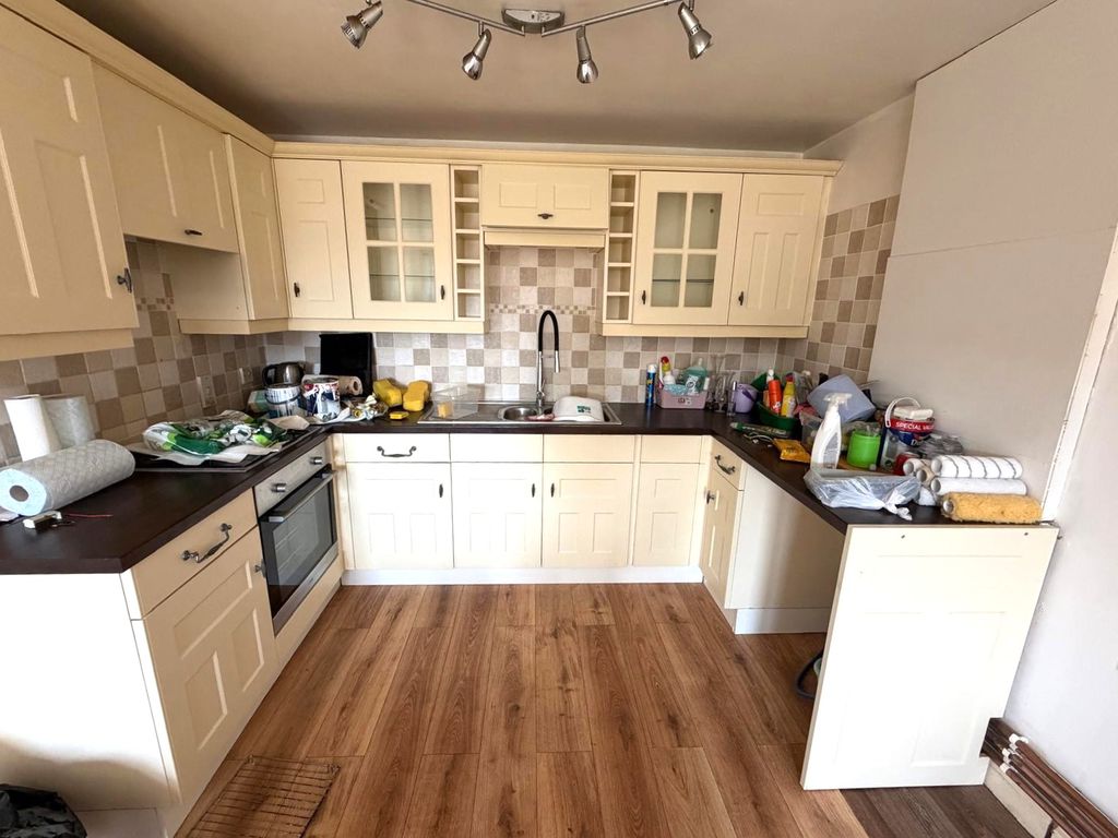 Flat Bodenham Road in Hereford