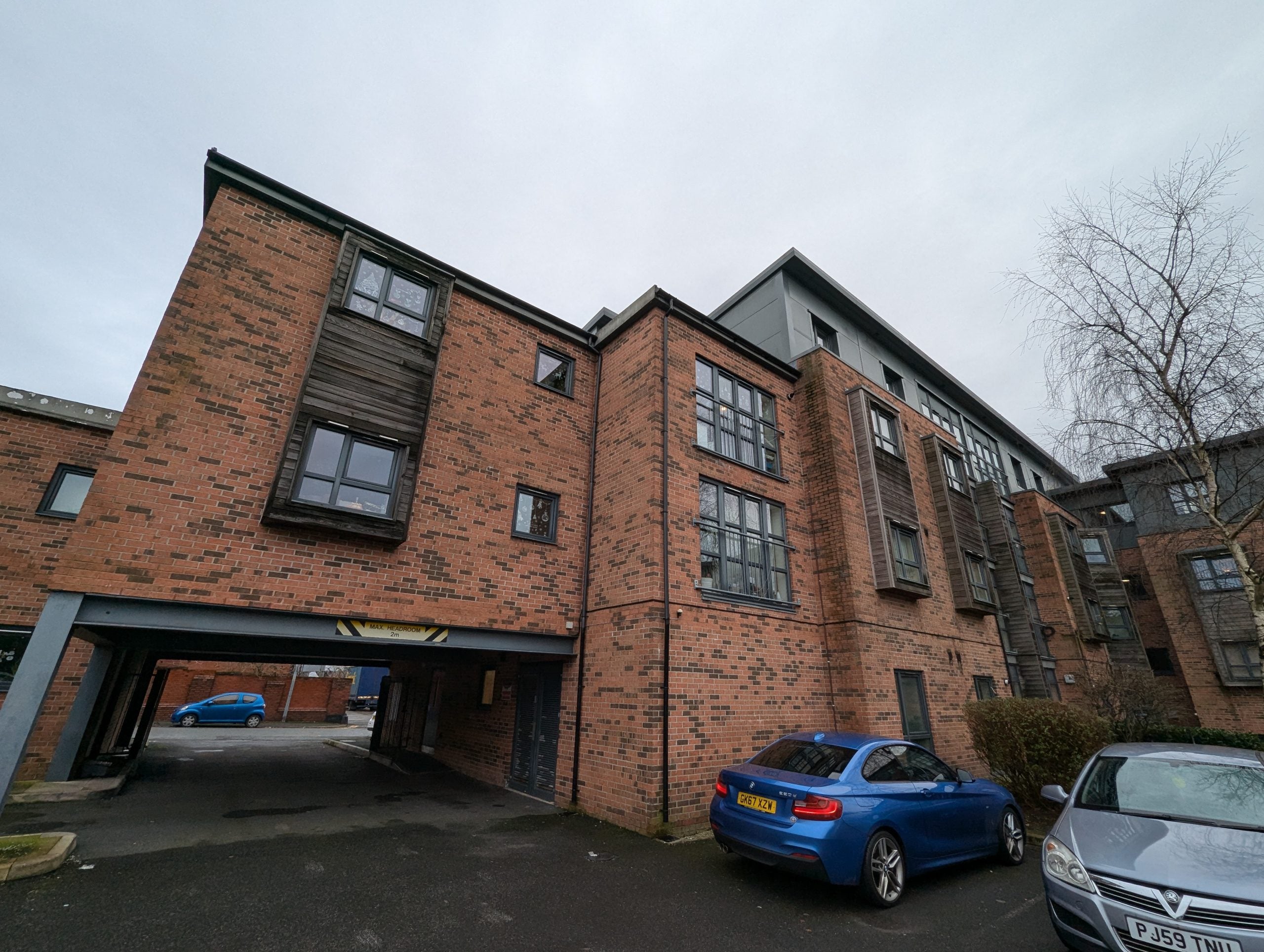 Flat Chadwick Road in Salford
