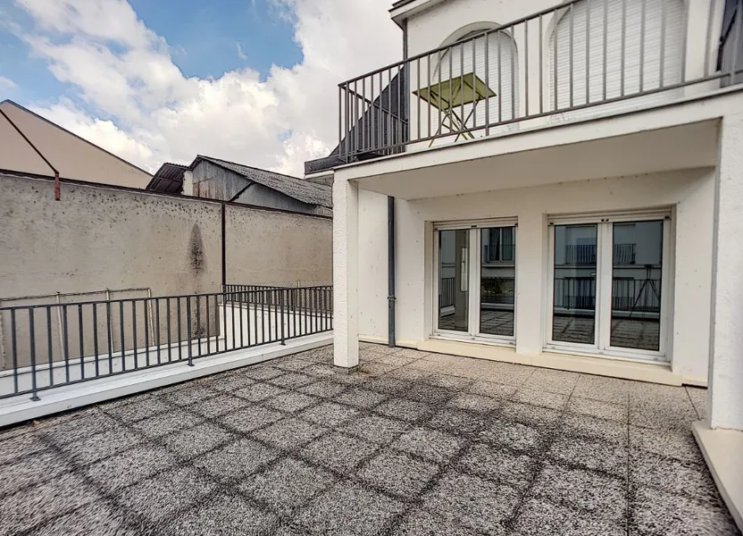 Appartement Quai Saint-Laurent à Orléans