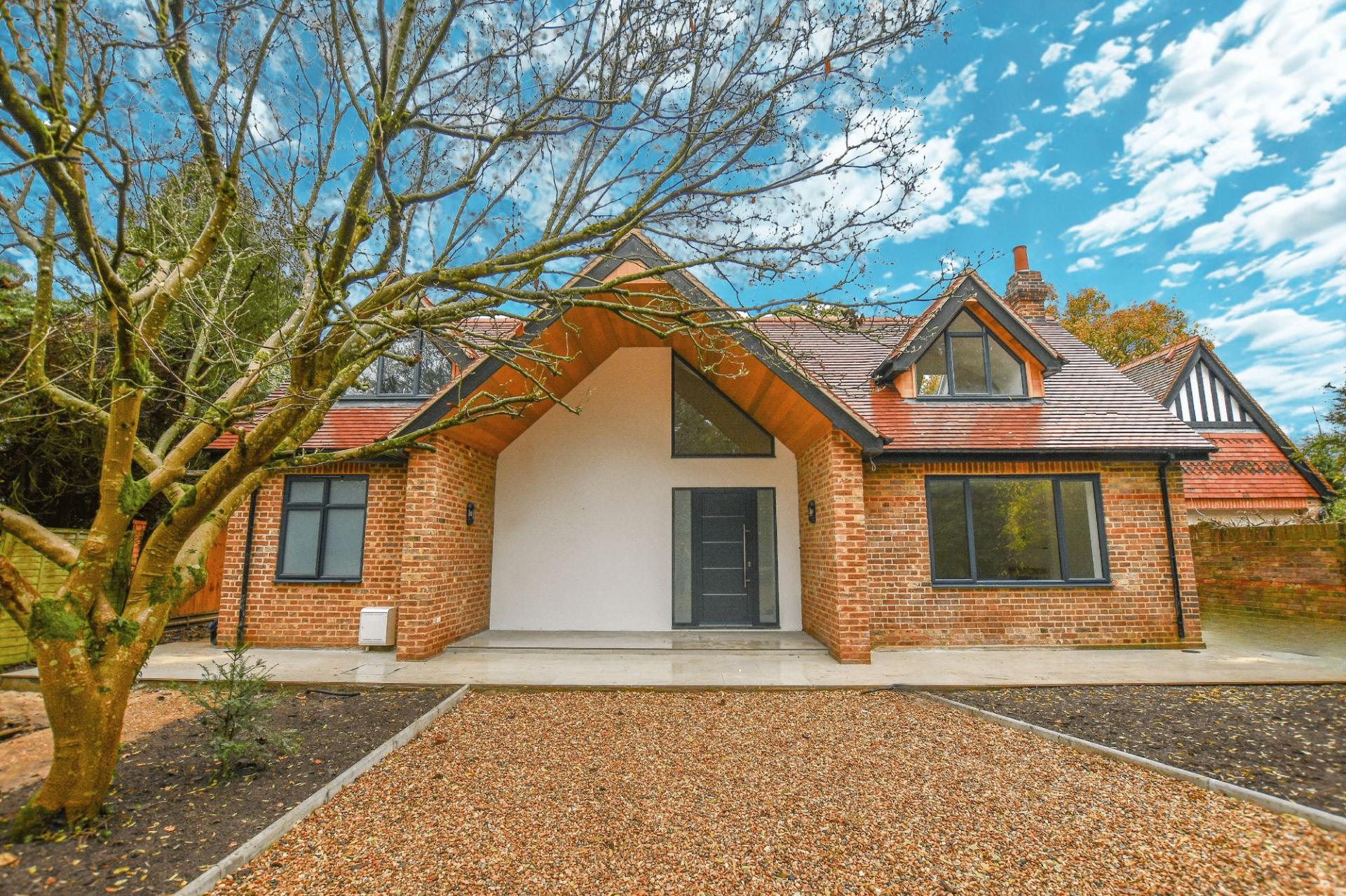 House Barncroft Road in Dacorum