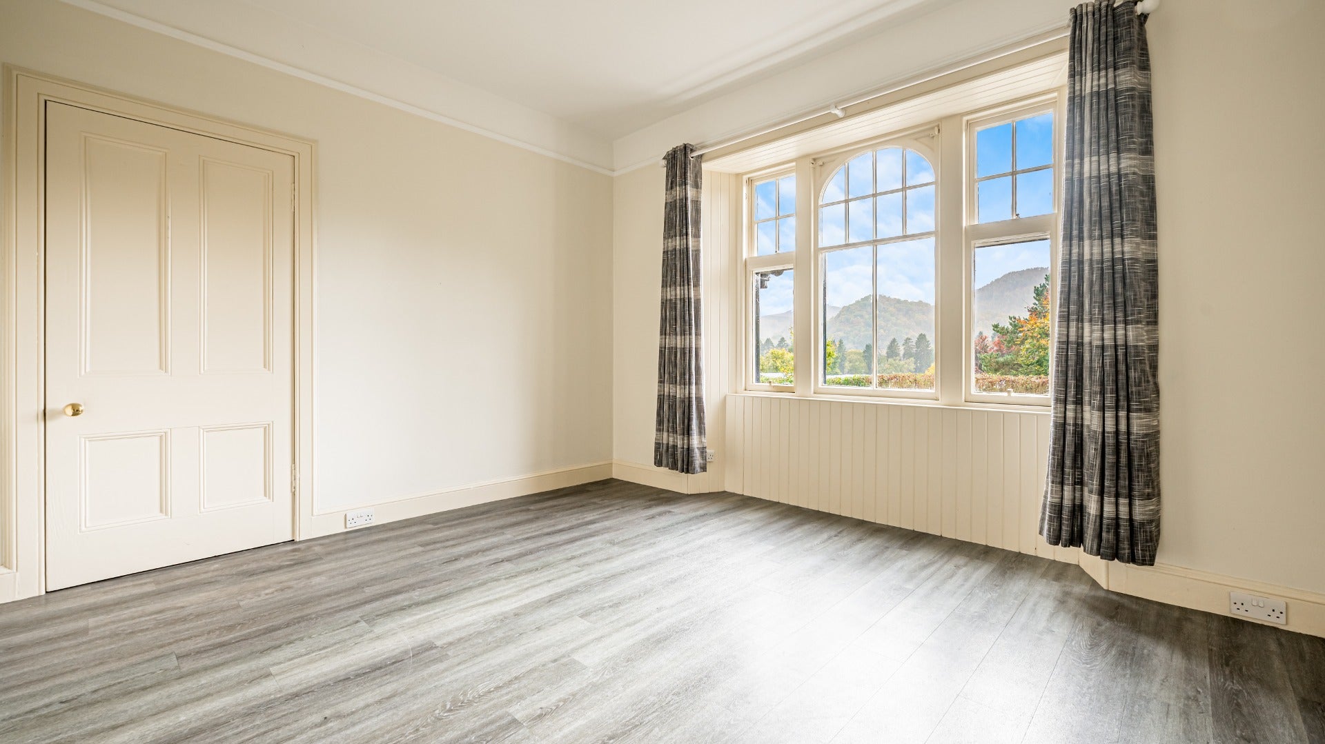 House B8019 in Pitlochry