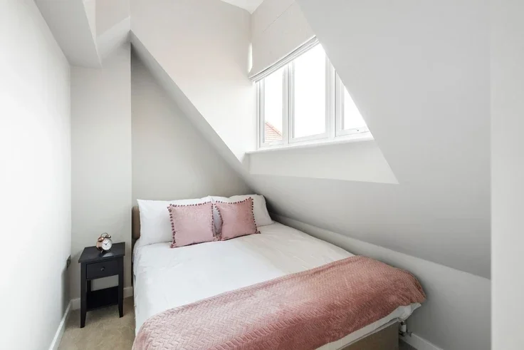 Flat The Ridgeway in Greater London