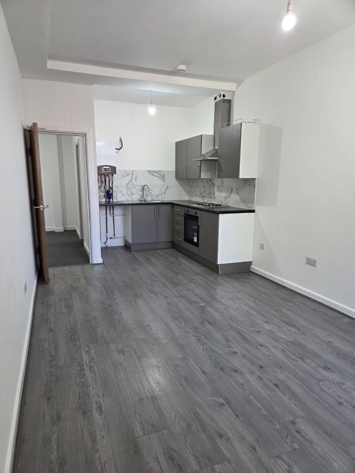 Flat Melton Road in Leicester