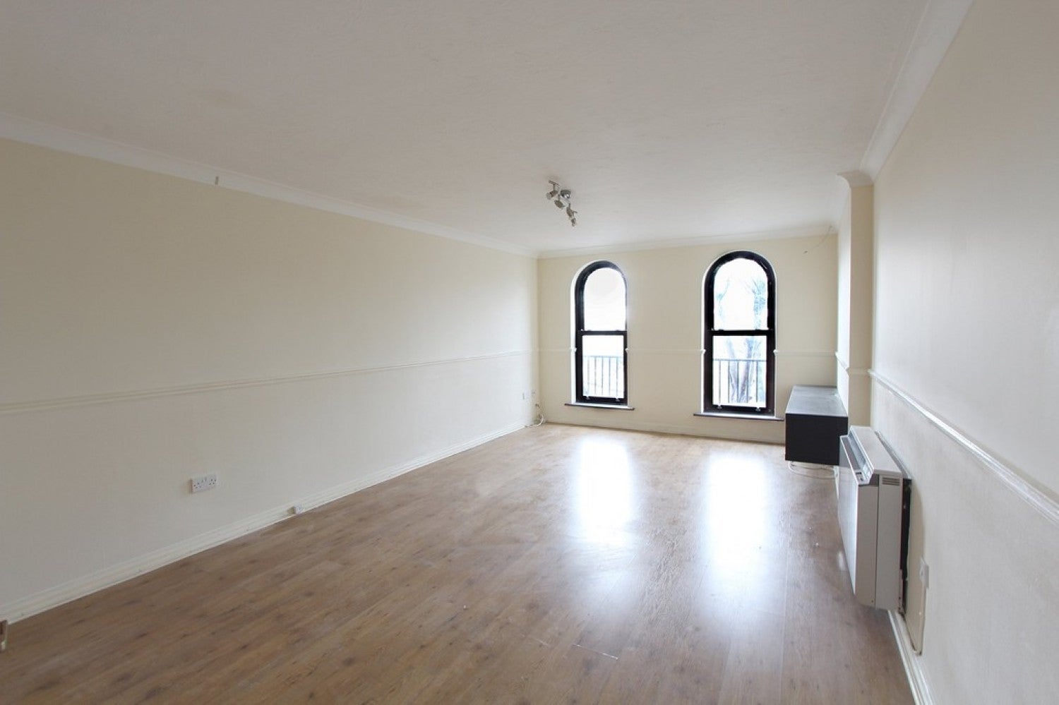 Flat Marine Parade in Southend-on-Sea