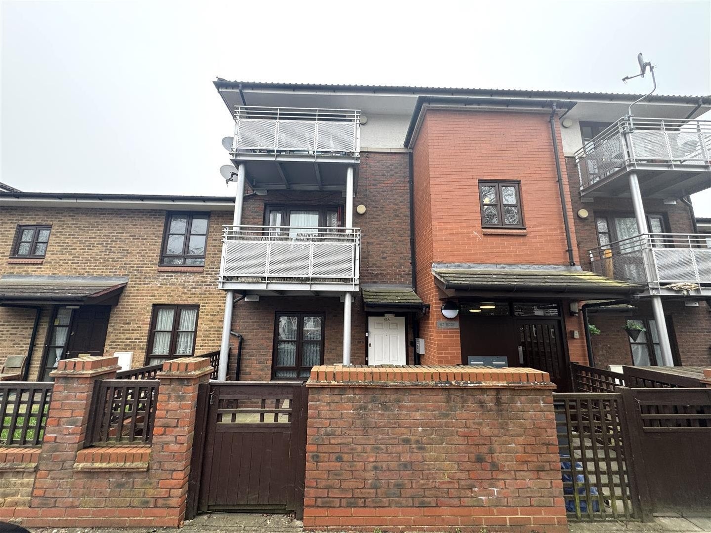House Chalkhill Road in Greater London