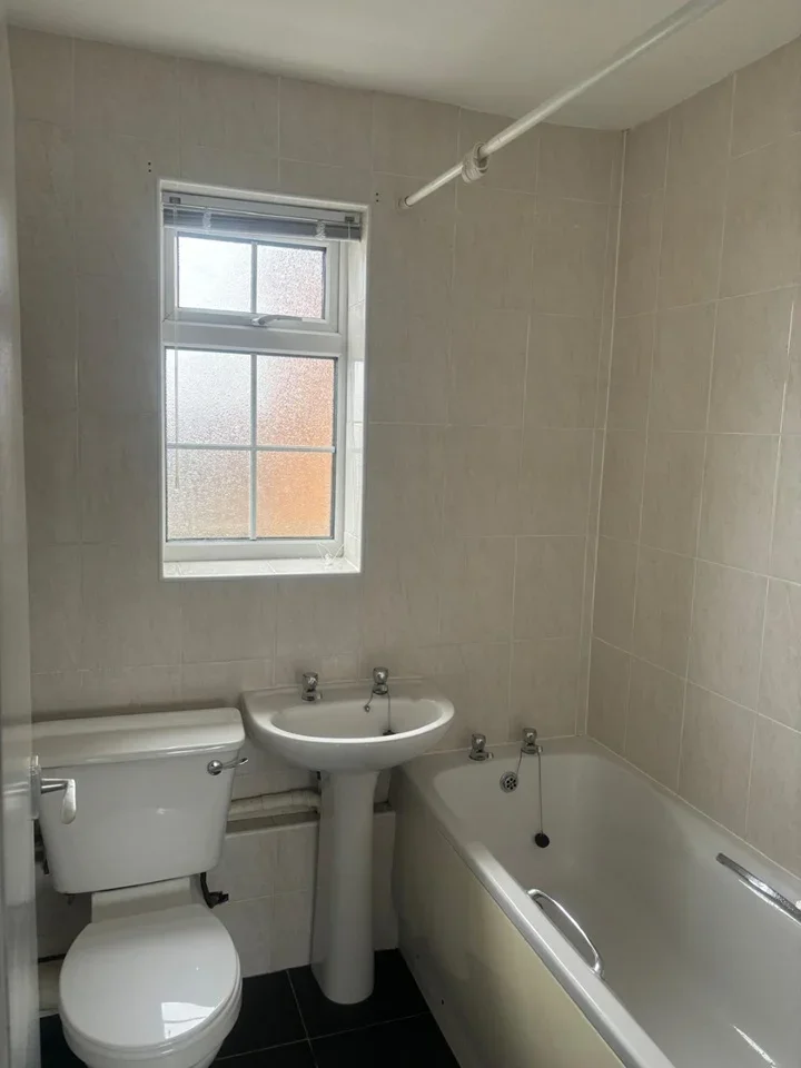 Flat Wells Road in Strood
