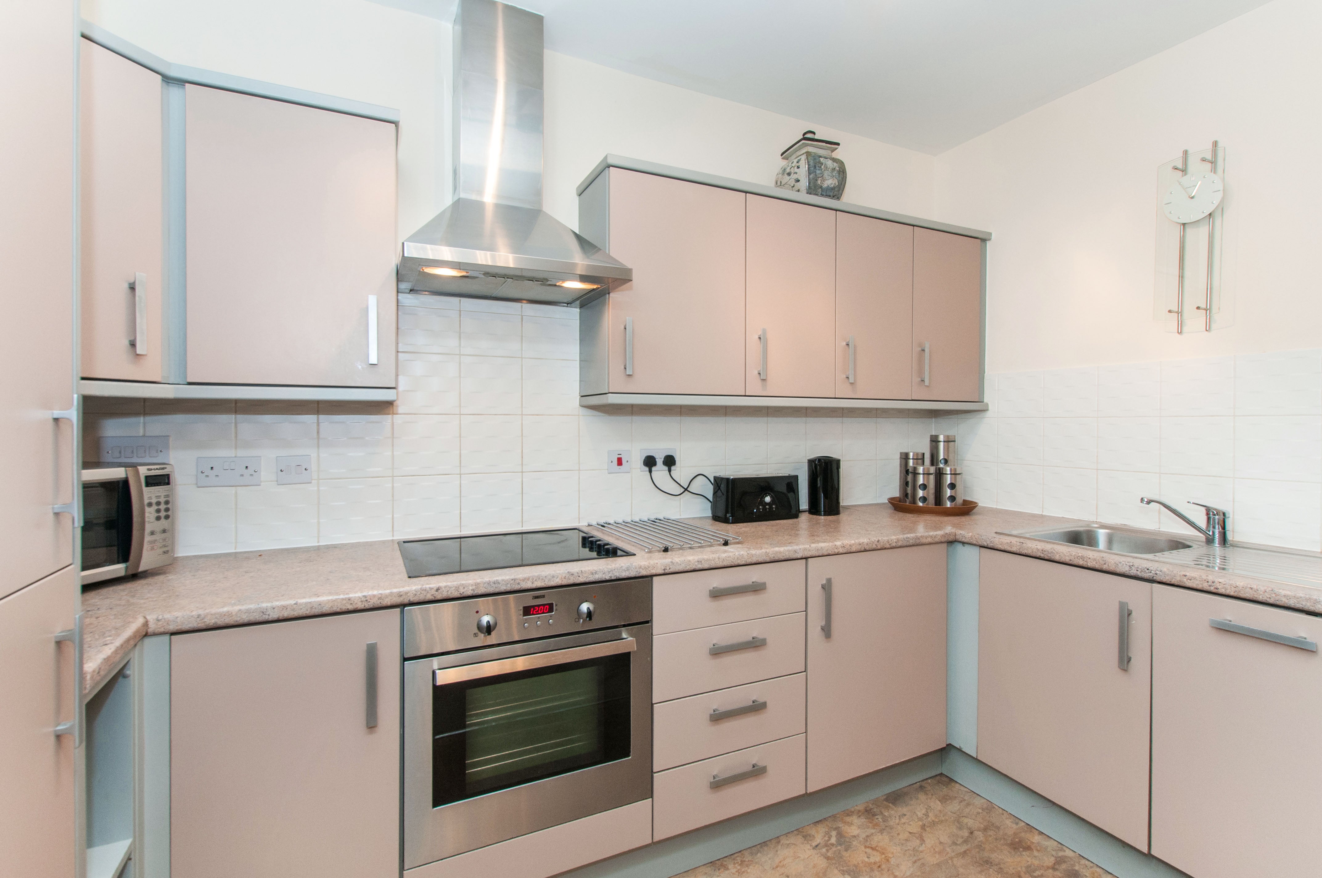 Flat Grenfell Road in Maidenhead