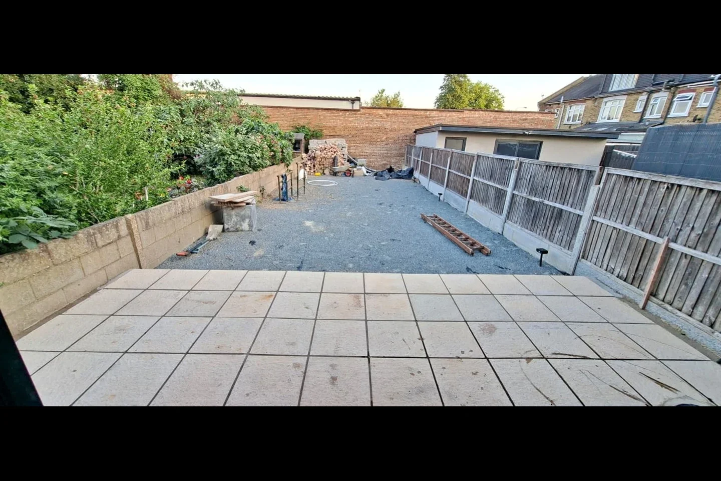Room Rowden Road in Greater London