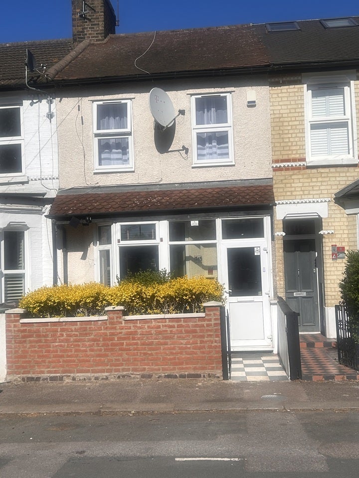 House Chelmsford Road in Greater London