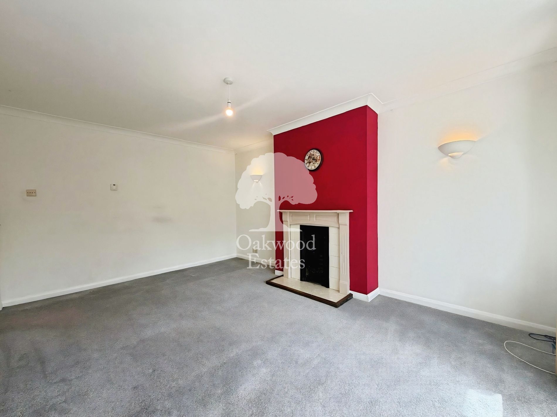 Flat Belmont Crescent in Maidenhead