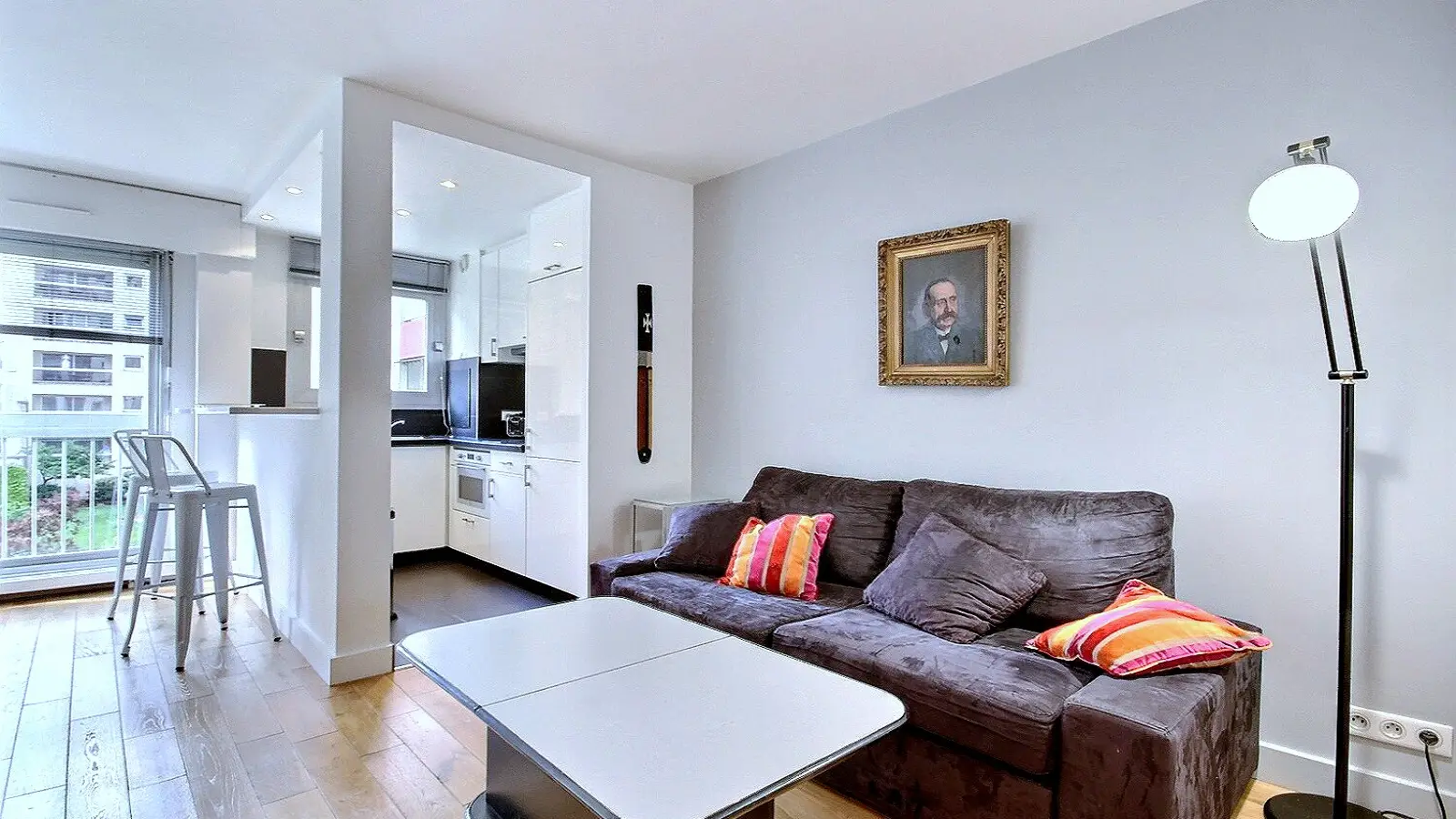 Appartement Rue Saint-Charles à Paris