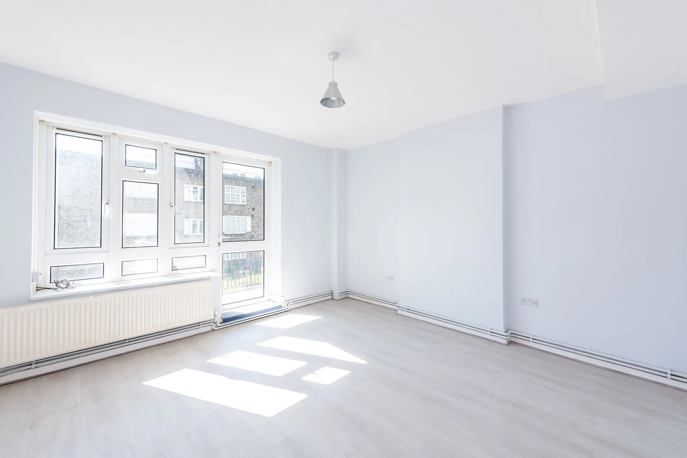 Flat Wiltshire Close in Greater London