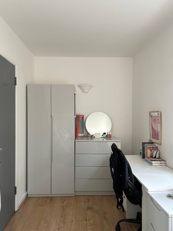 Room Crescent Row in Greater London