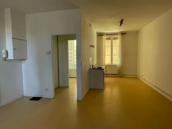 Chambre Place Aristide Briand à Elbeuf