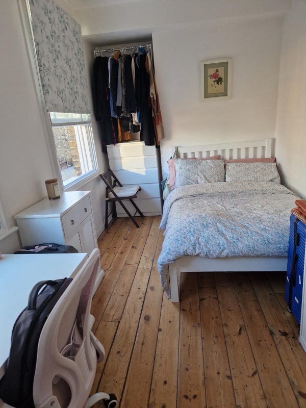 Room Grange Walk in Greater London