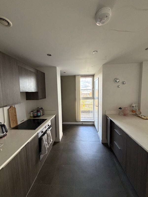 Flat Chippenham Road in Manchester