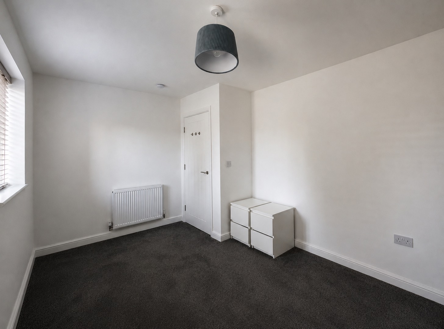 Flat Elizabeth Court in Wakefield