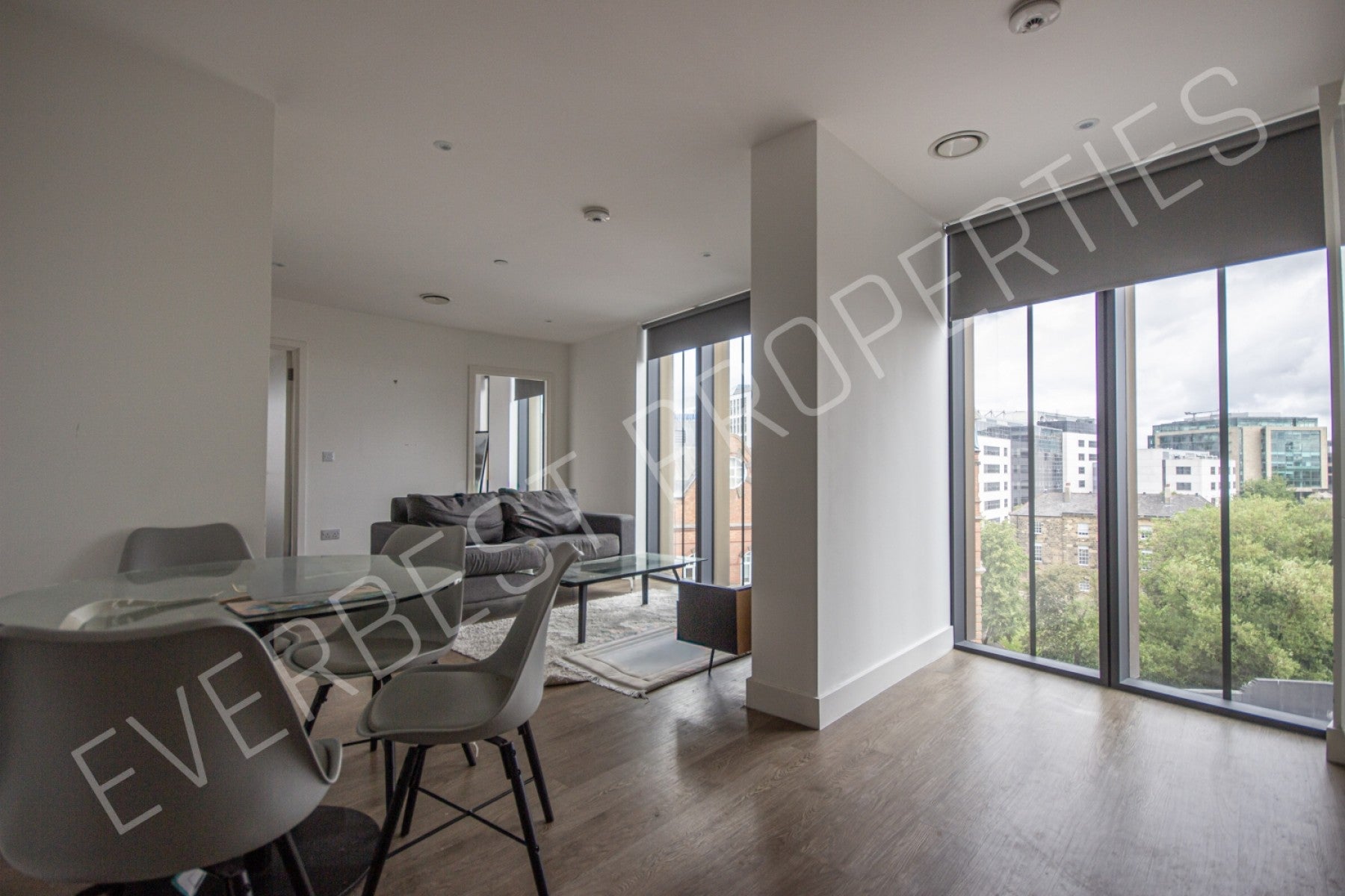 Flat Westgate Road in Newcastle upon Tyne